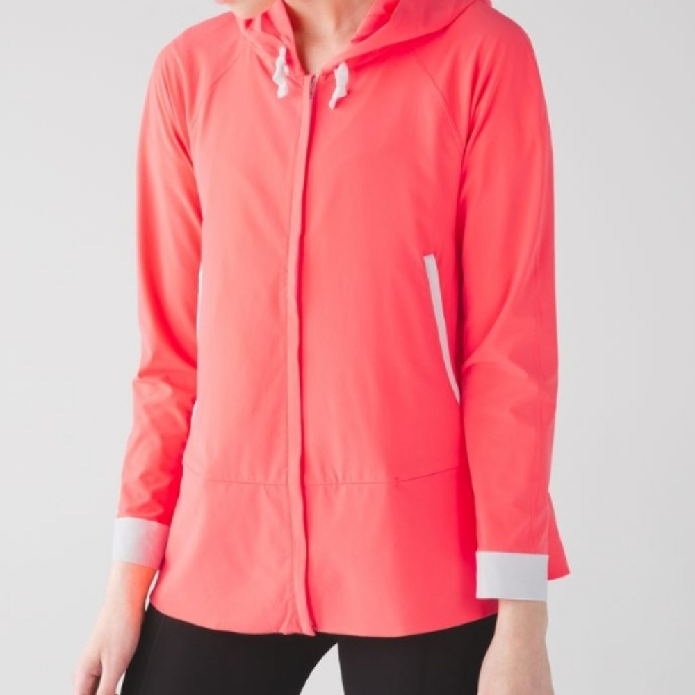 Lululemon Sun Showers Jacket Grapefruit / White Size 4